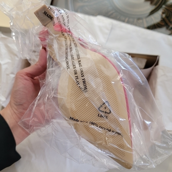 Marc Fisher LTD Candy Heeled Red Suede Mule Size 8.5 - Picture 9 of 11